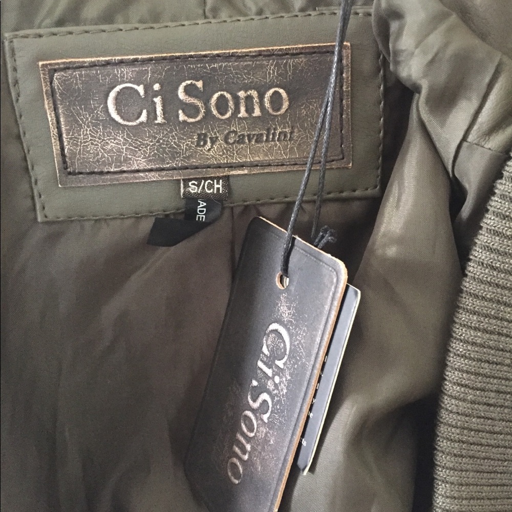 New faux leather jacket - Picture 5 of 11